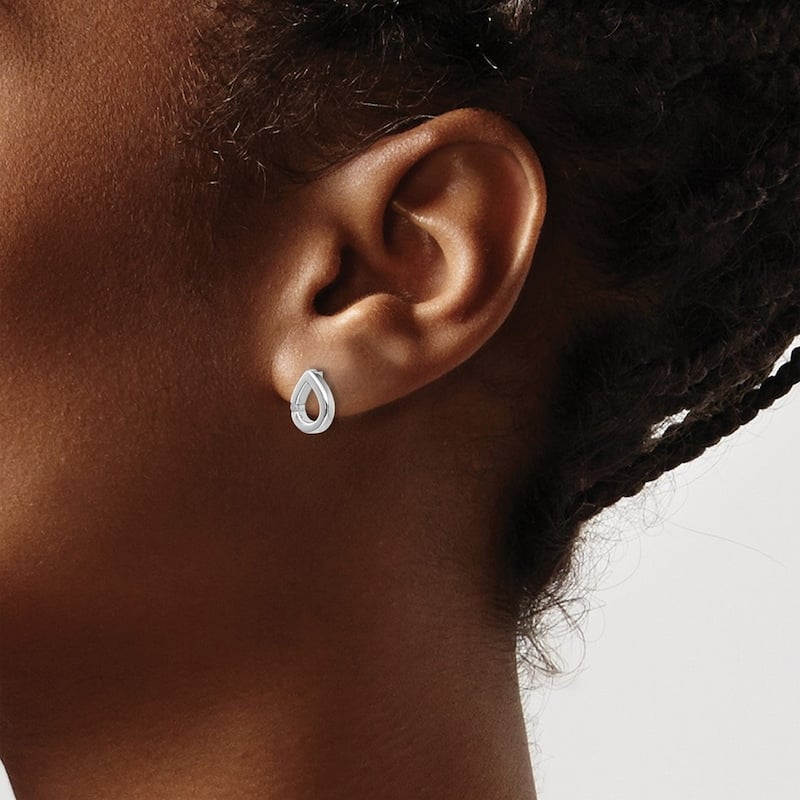 Curata Sterling Silver 7mm .02ct Diamond Teardrop Earrings