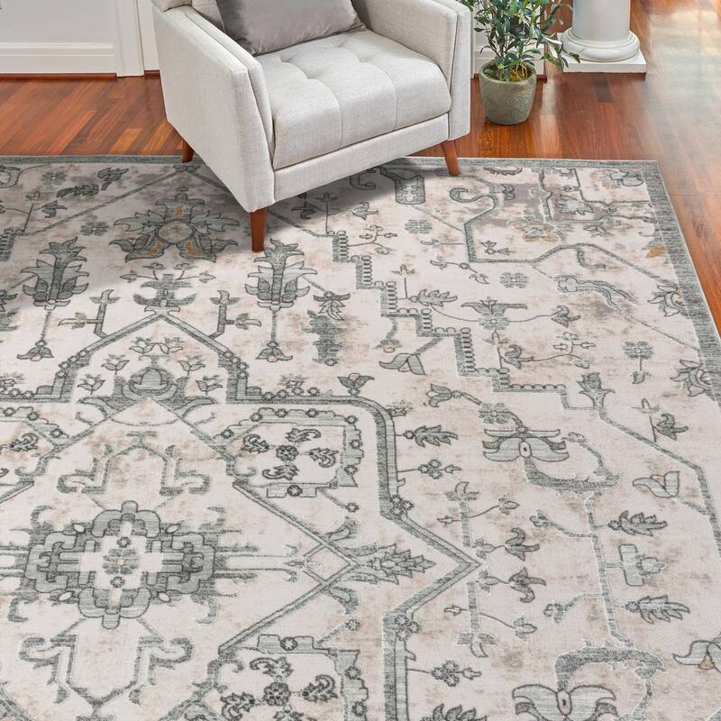 Gertmenian Quattro Cyrus Gray Polypropylene Traditional Area Rug