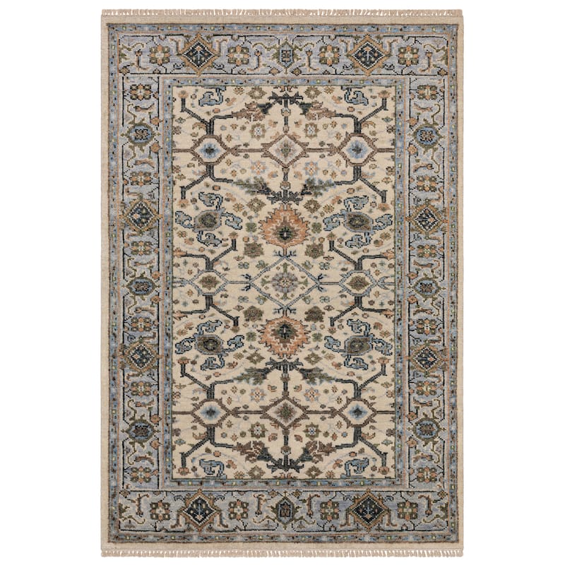 Maylin Traditional Oriental Ivory/ Light Blue Area Rug