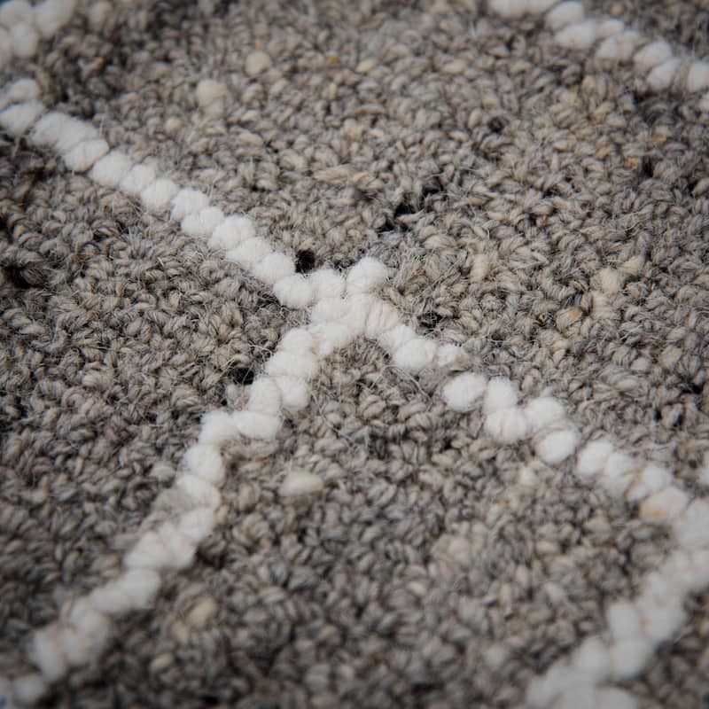 Alora Decor Lofton Geometric Contemporary Wool Rug