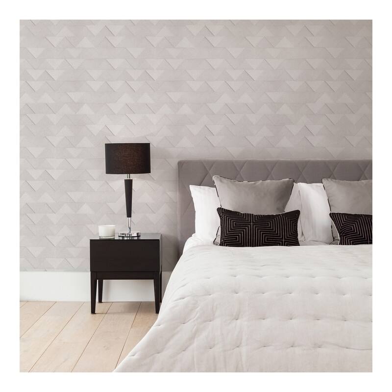 Fine Decor Matrix Silver Triangle Wallpaper - 20.5 x 396 x 0.025