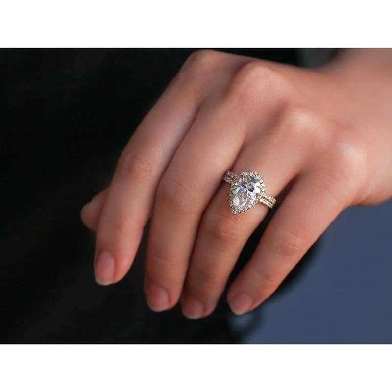 Kobelli Signature Collection 4.5 Carats Moissanite & Diamond 14k Solid Gold Near Eternity Halo Paige 2pc Bridal Set