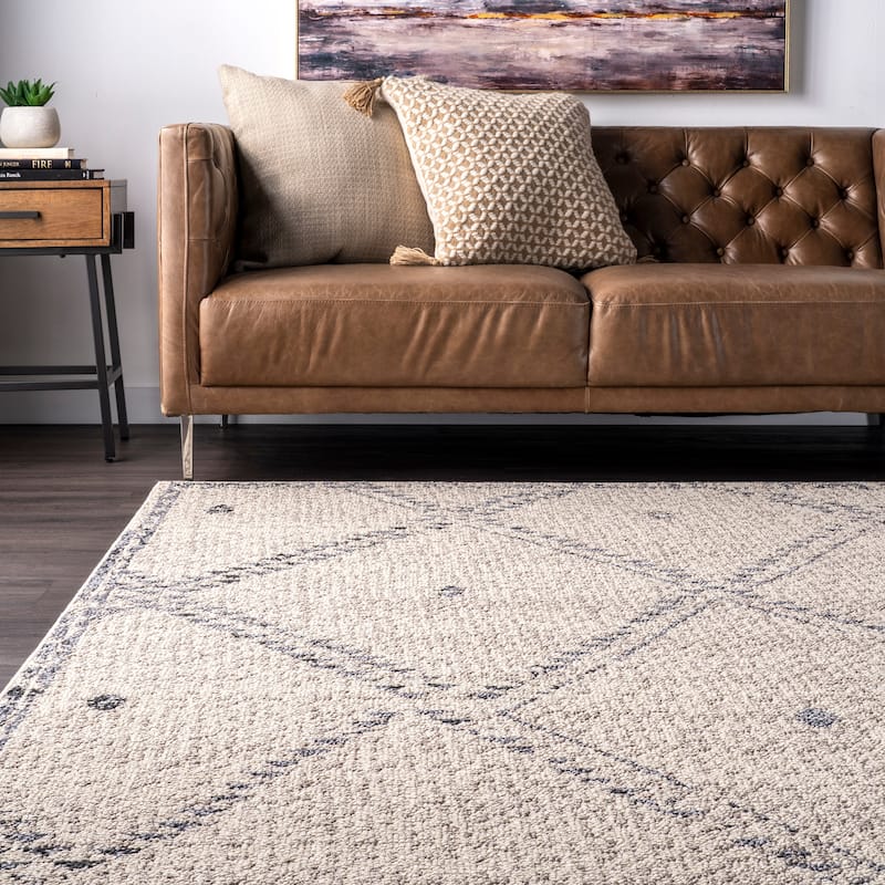 Nuloom Blaine Dotted Diamond Area Rug