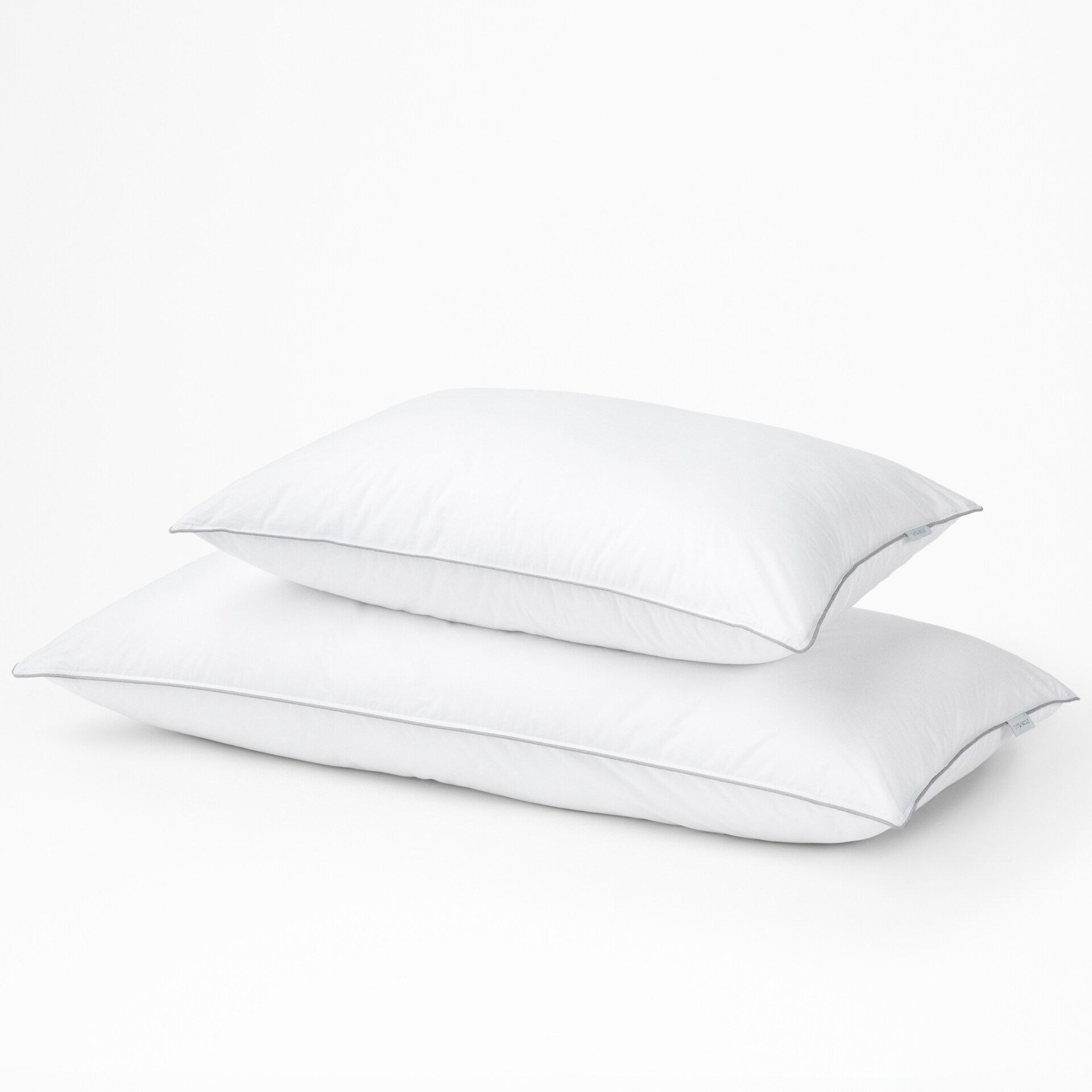 https://ak1.ostkcdn.com/images/products/is/images/direct/78be61465c33d9e8290af8d19396e0d7bf9fce32/Down-Alternative-Pillow-2-Pack---Standard.jpg