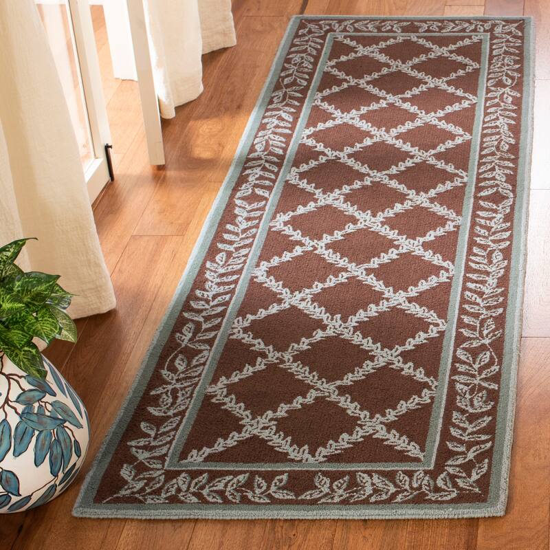 SAFAVIEH Handmade Chelsea Kimber Trellis French Country Wool Rug - 2'6" x 10' Runner - Brown/Blue - Runner