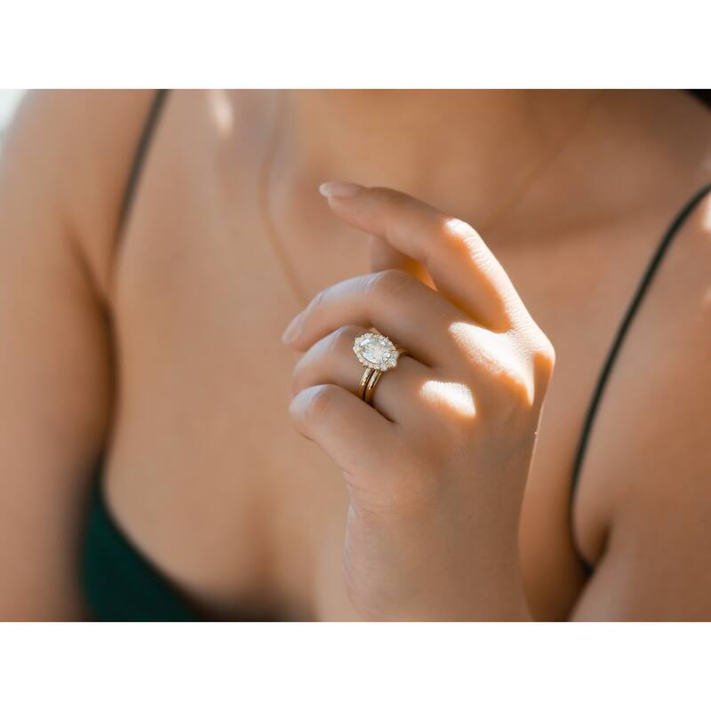 Kobelli August Collection 2.5 Carat Moissanite & Diamond 14k Solid Gold Oval Rococo Halo Plain Bands Ophelia 2pc Bridal Set