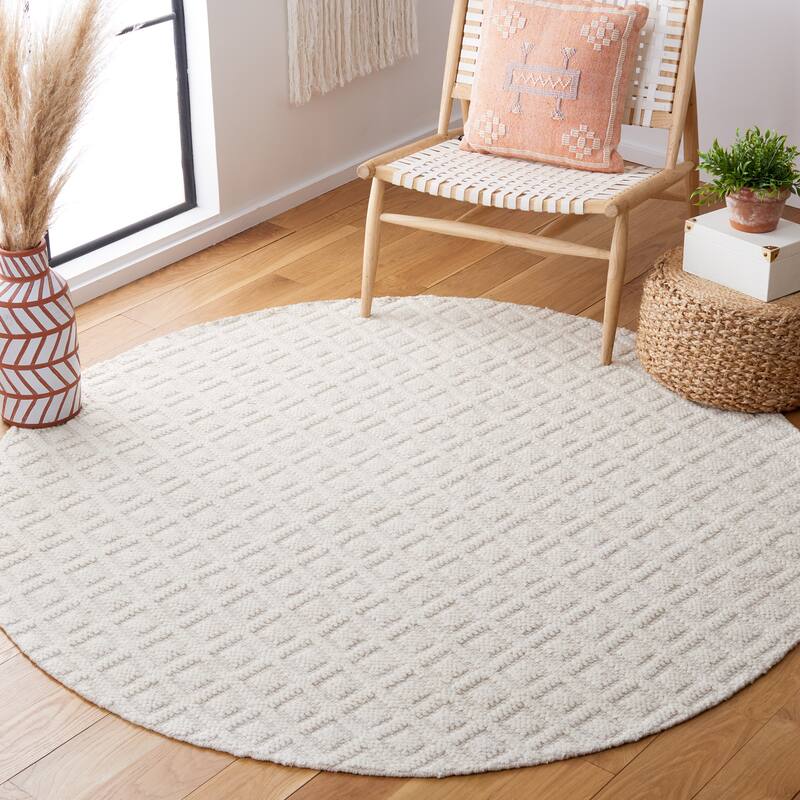 SAFAVIEH Handmade Vermont Latrice Wool Rug - 6' Round - Ivory
