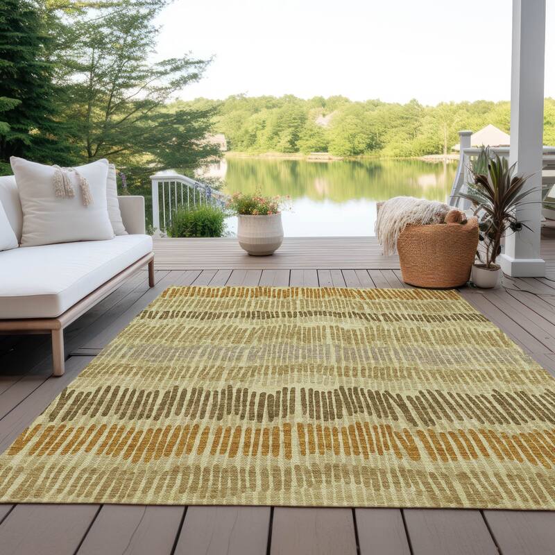 Machine Washable Indoor/ Outdoor Chantille Abstract Stripe Rug - Gold - 2'6" x 3'10"
