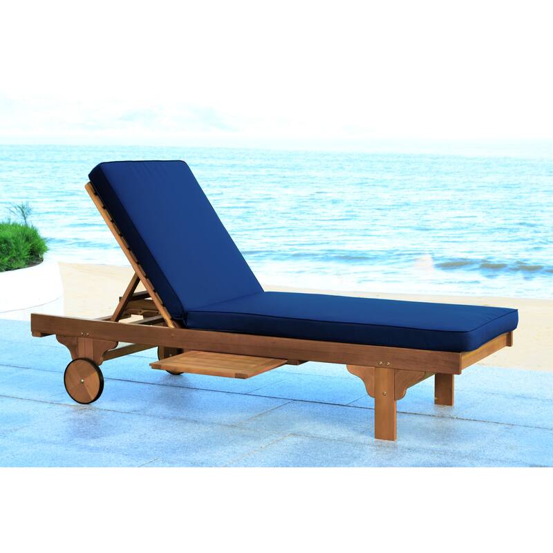SAFAVIEH Outdoor Aubrie Adjustable Chaise Lounge Chair with Wheel.