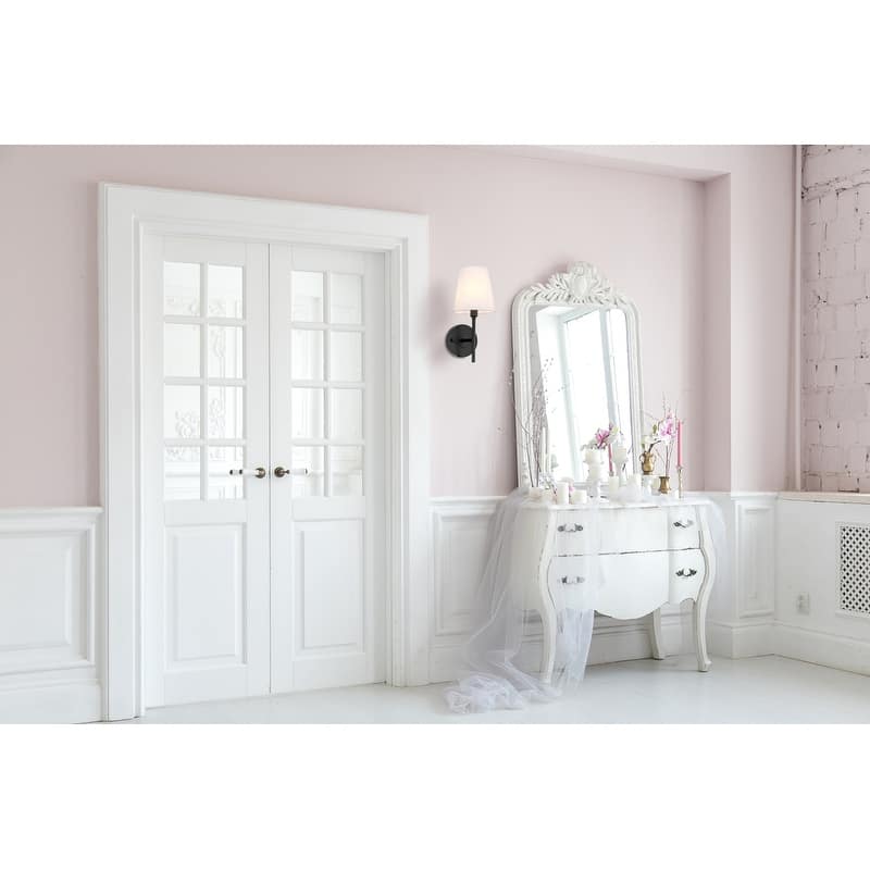 Carlton 1-light White Shade Wall Sconce