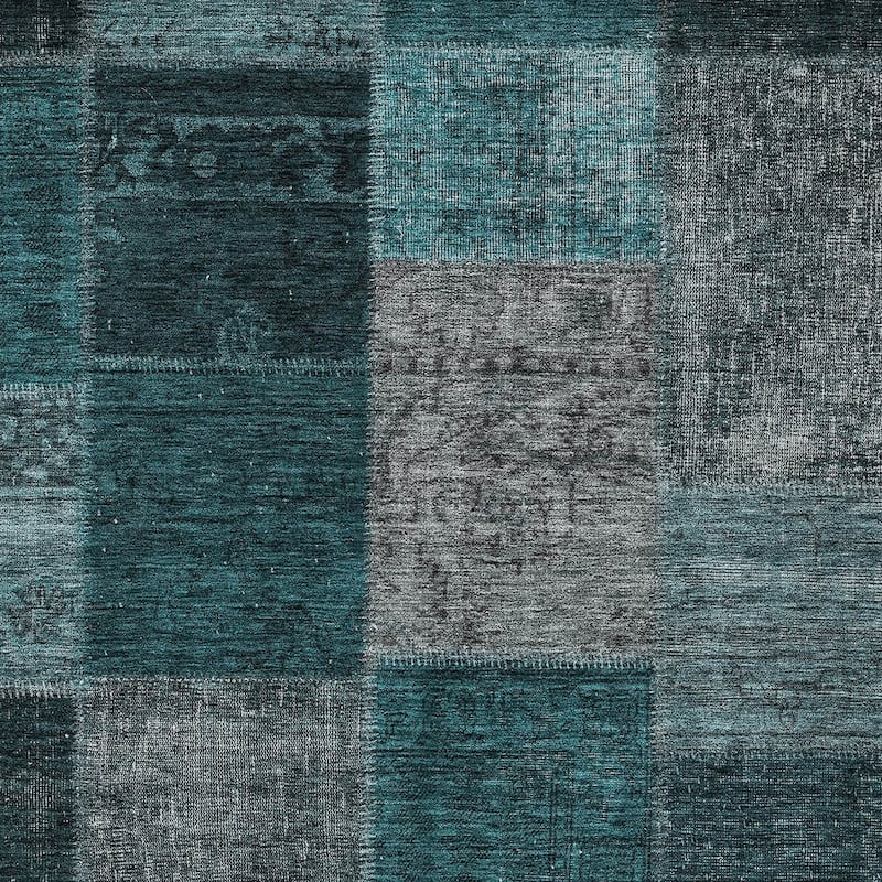 HomeRoots Patchwork Transitional Rectangle Outdoor Rug