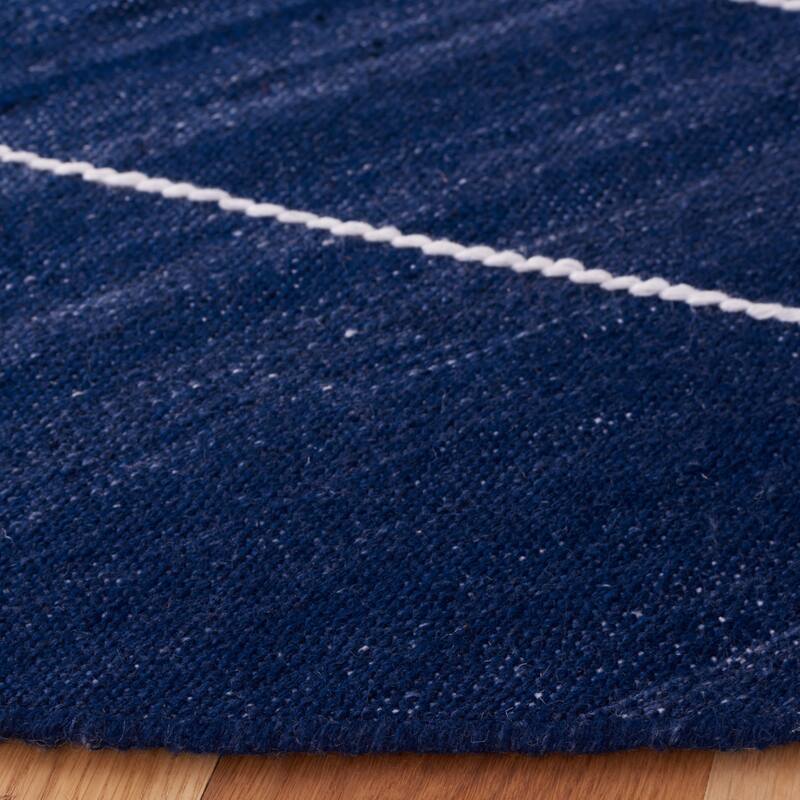 SAFAVIEH Handmade Kilim Kamlesh Moroccan Boho Rug