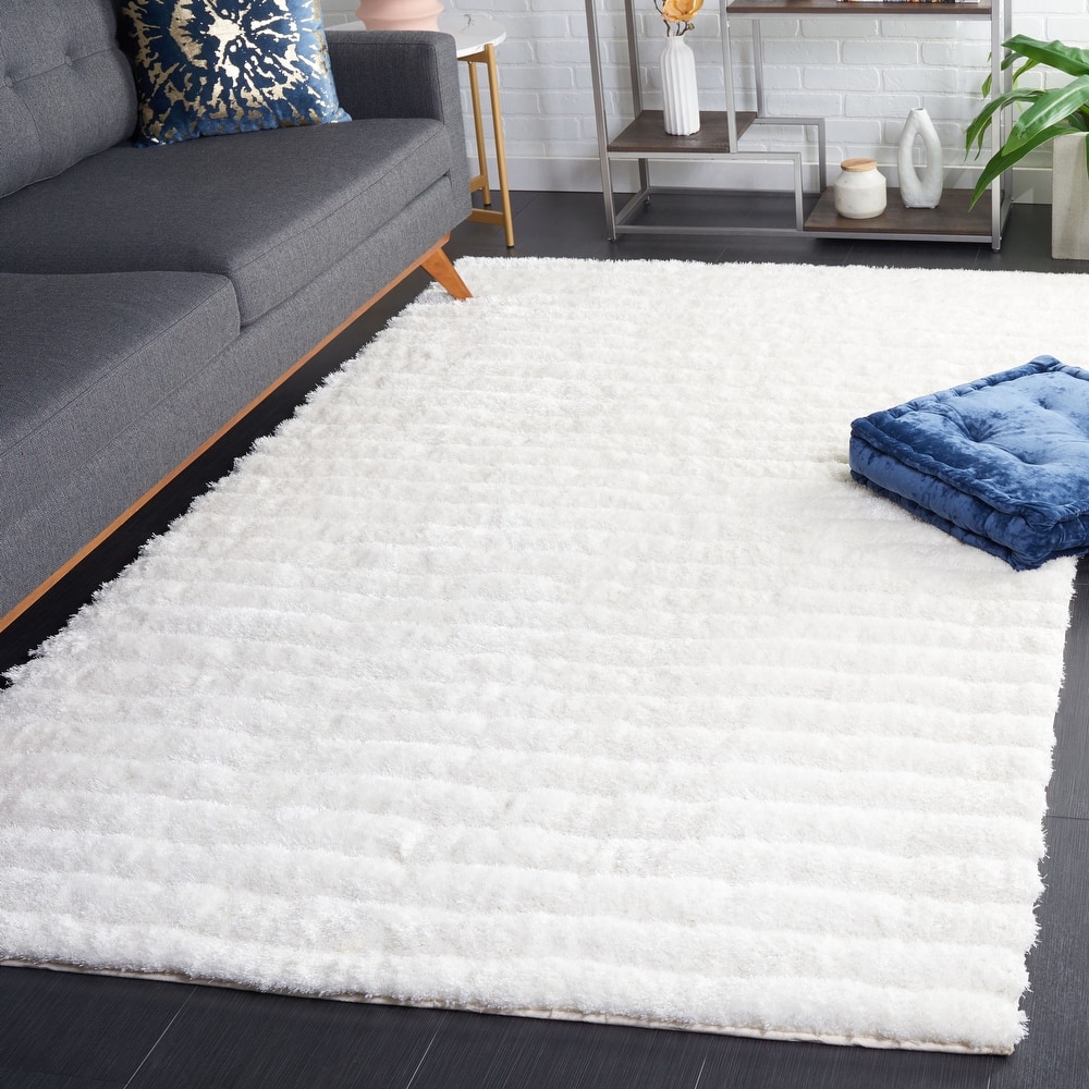 SAFAVIEH Handmade 3D Shag Ivana 1.2-inch Thick Rug