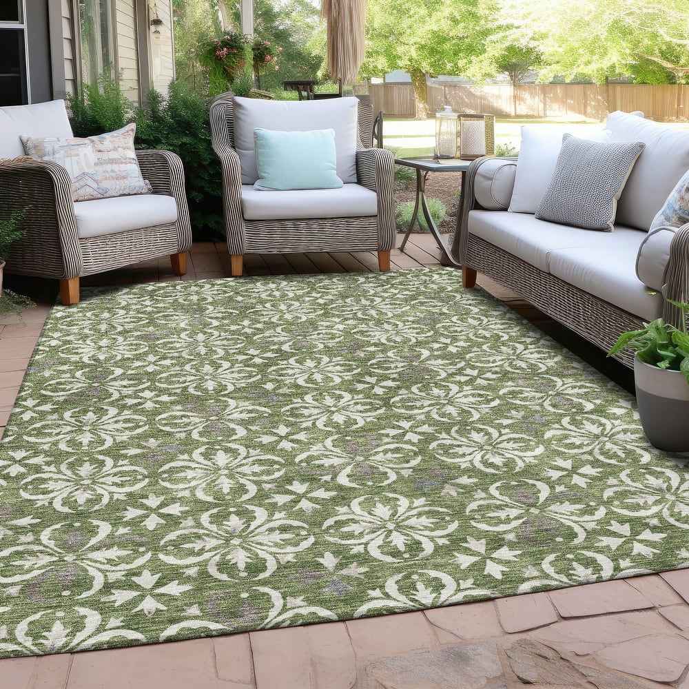 Machine Washable Indoor/ Outdoor Chantille Traditional Medallion Rug
