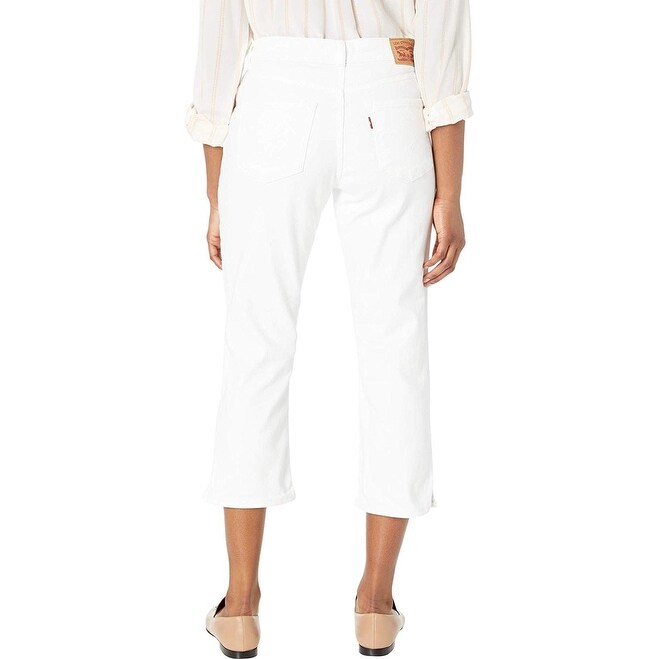 White levi capris