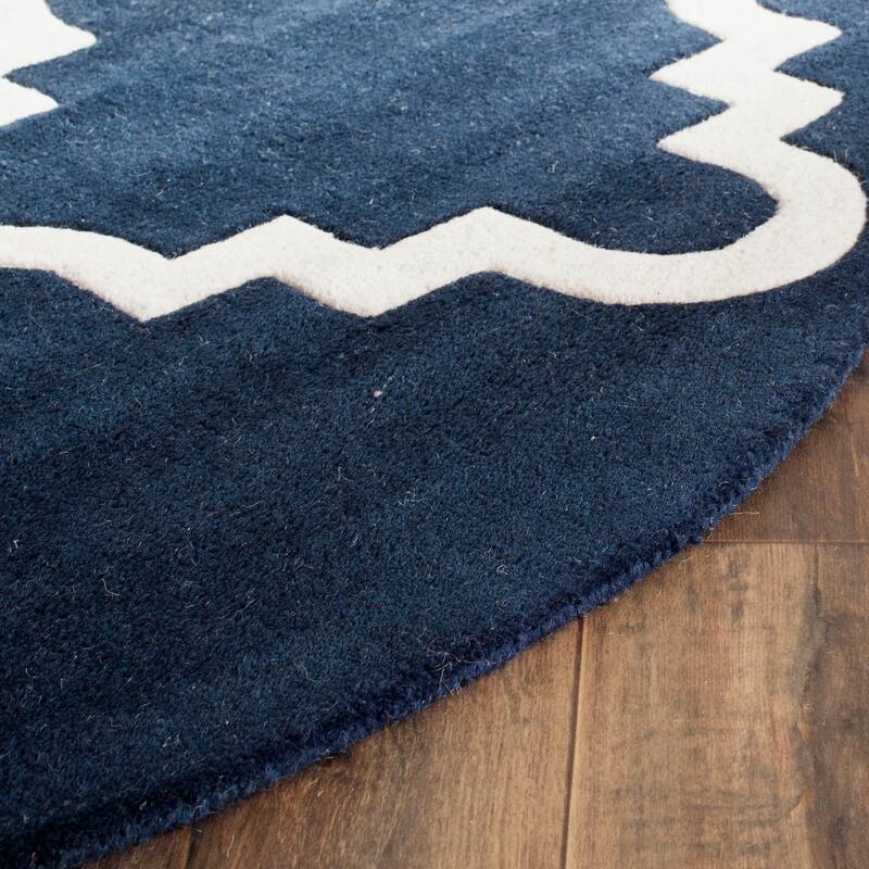 SAFAVIEH Handmade Chatham Abelle Modern Wool Rug