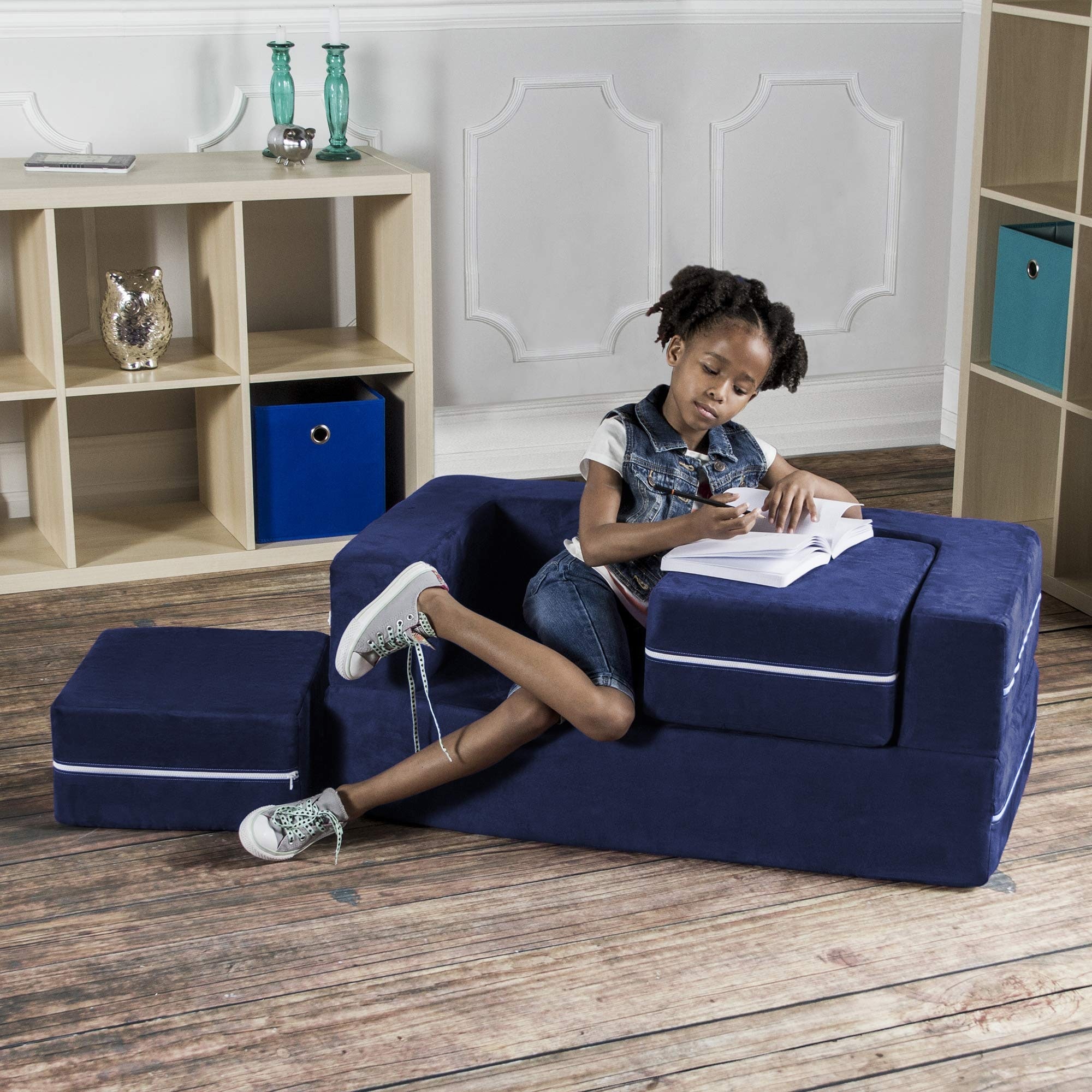 Loveseat for kids room 2025