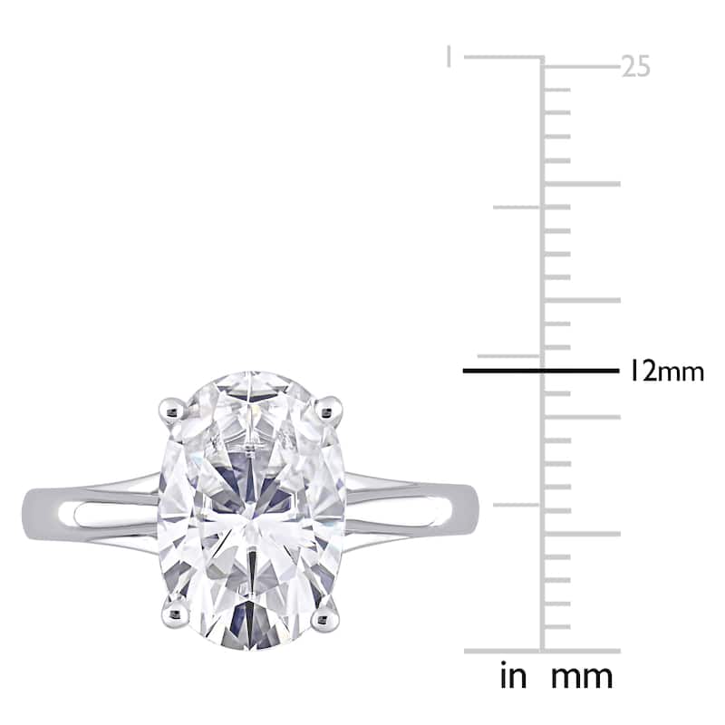 Miadora 4 1/2ct DEW Oval-cut Moissanite Solitaire Engagement Ring in 10k White Gold