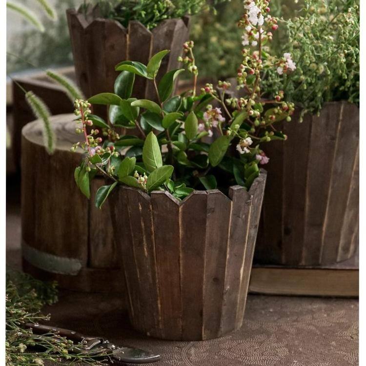 RusticReach Spliced Solid Wood Planter Round