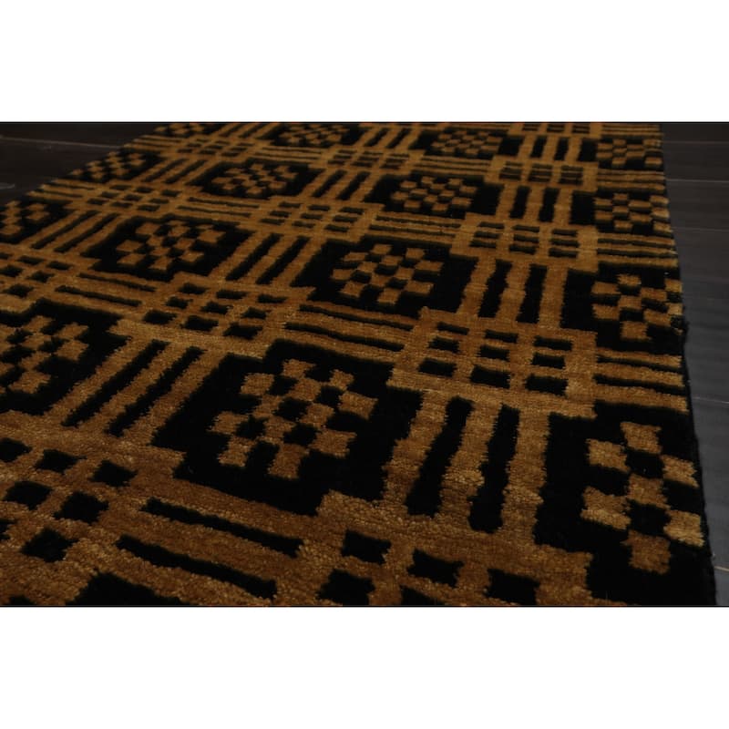 Tibetan Art Deco Authentic Swiss Wash 2'7''x9'7'' Hand Knotted Wool Black Rug - 2' 7'' x 9' 7''