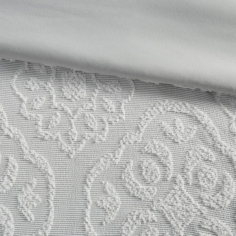 Madison Park Maeve 3 Piece Tufted Woven Medallion Comforter Set
