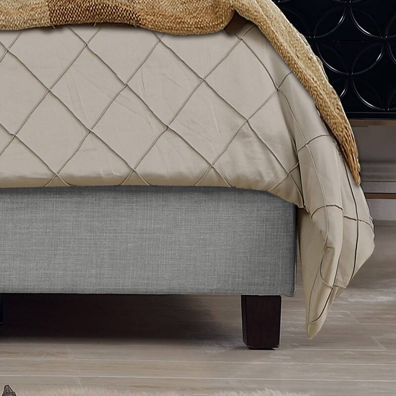 Moser Bay Murphy Grove Diamond Tufted Queen / King Upholstered Panel Bed