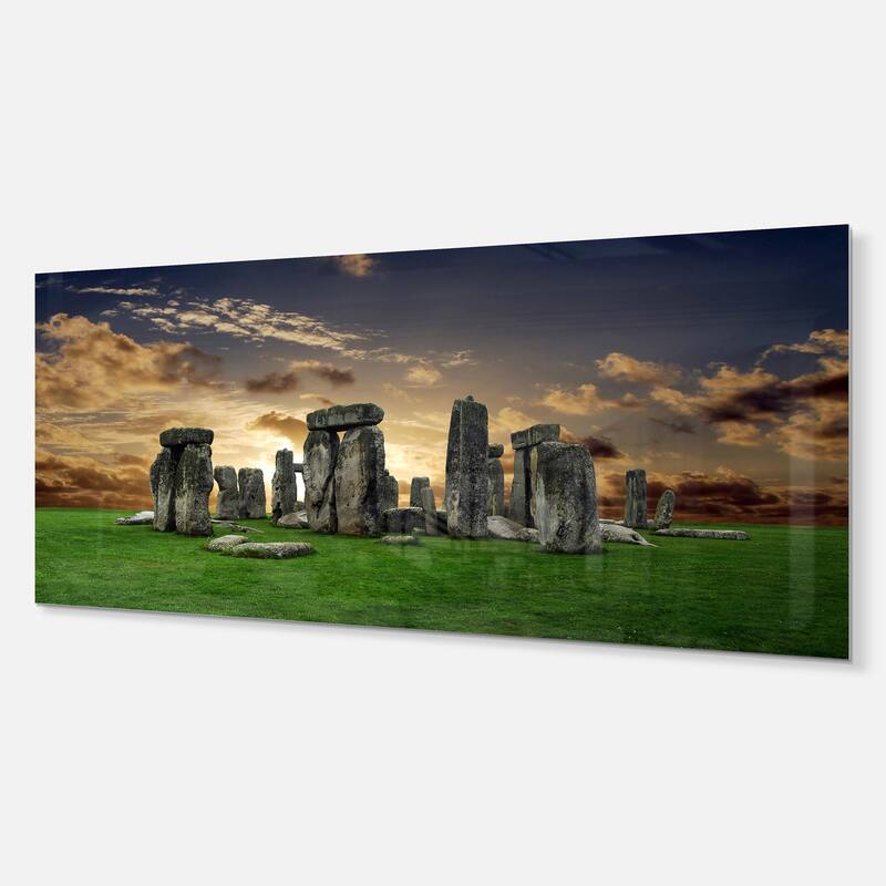 Designart 'Stonehenge' Landscape Photography Metal Wall Art Bed Bath