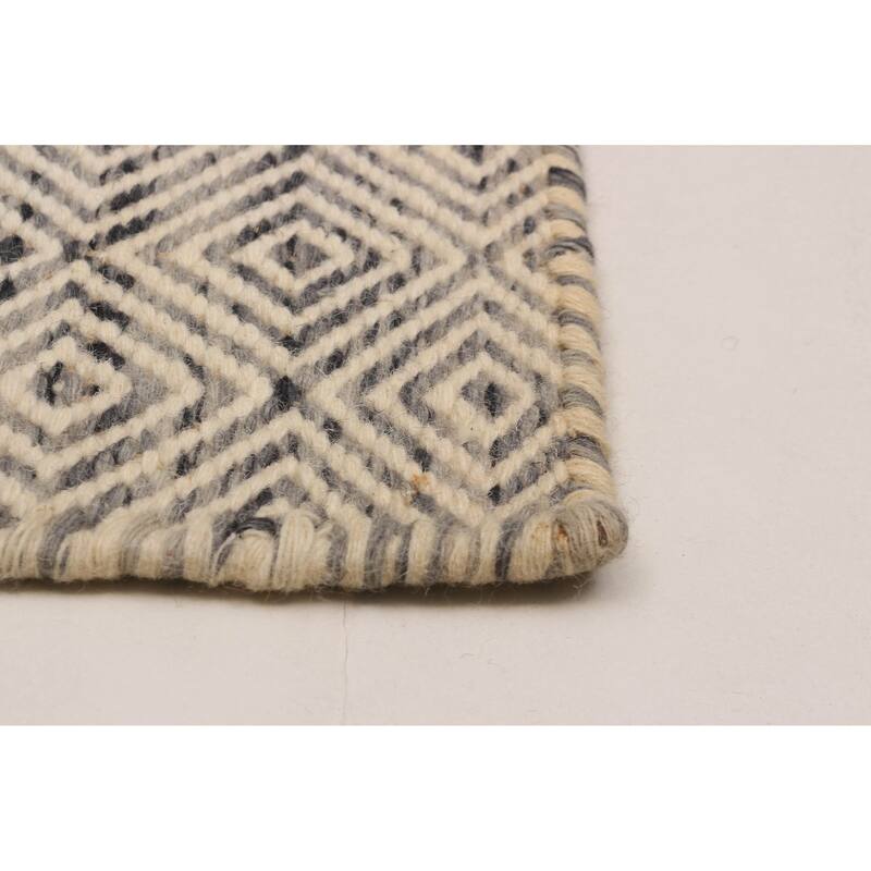 Nevada Ivory Kilim 5'6" x 7'7" - 5'6 x 7'7