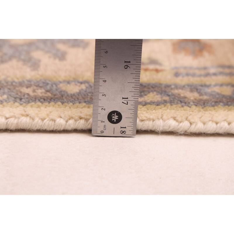 ECARPETGALLERY Hand-knotted Royal Oushak Ivory Wool Rug - 4'1 x 5'11