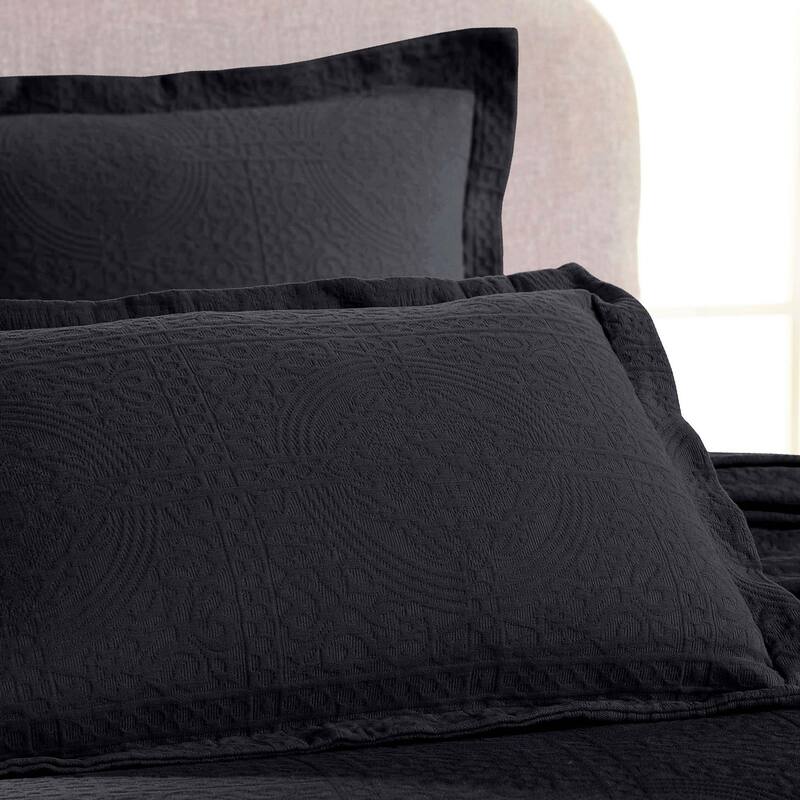 Superior Fleur De Lis Cotton Decorative Bedspread Set