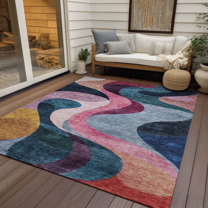 Machine Washable Indoor/ Outdoor Abstract Chantille Rug