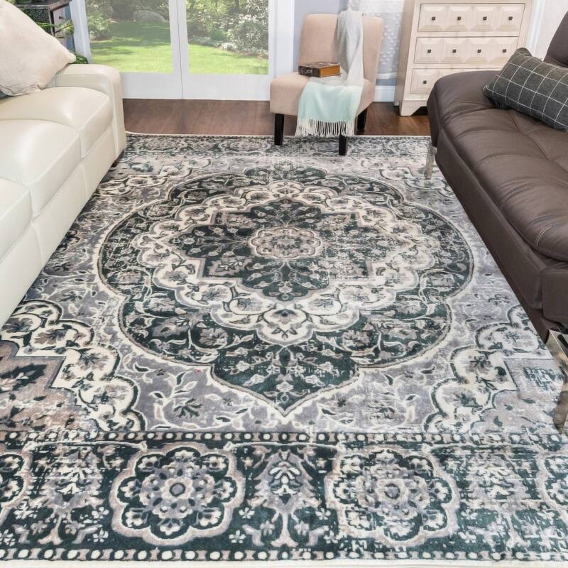 Superior Bodhi Vintage Floral Classic Medallion Indoor Area Rug or Runner - 4' x 6' - Nightful Blue