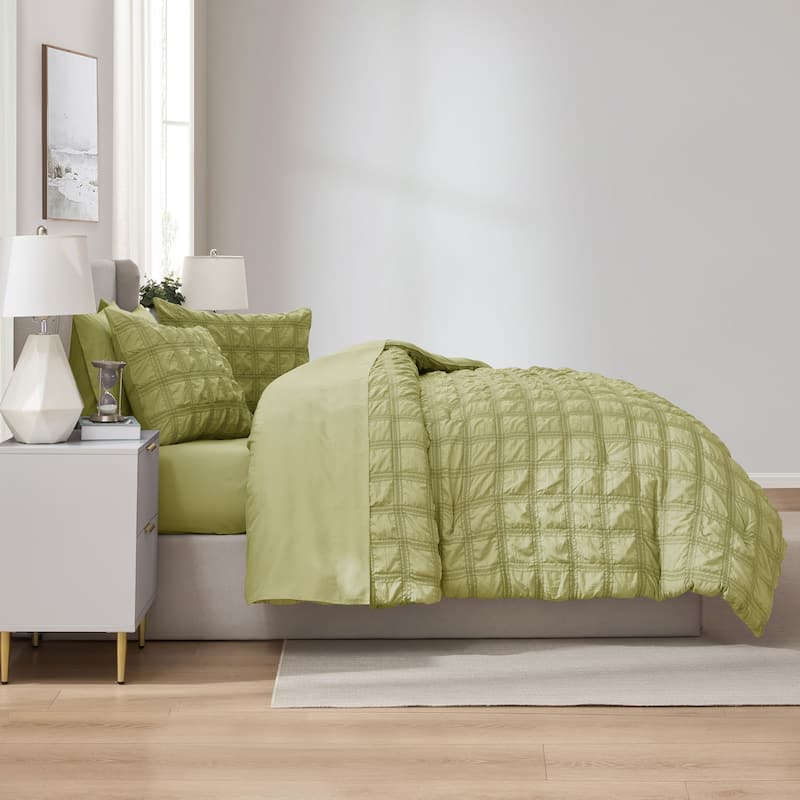 Empyrean Modern Comforter Seer Sucker