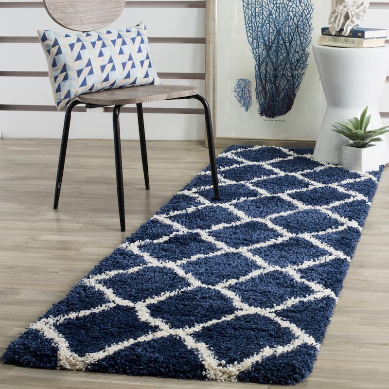SAFAVIEH Hudson Shag Athena Trellis 2-inch Thick Rug - 2'3" x 16' Runner - Navy/Ivory