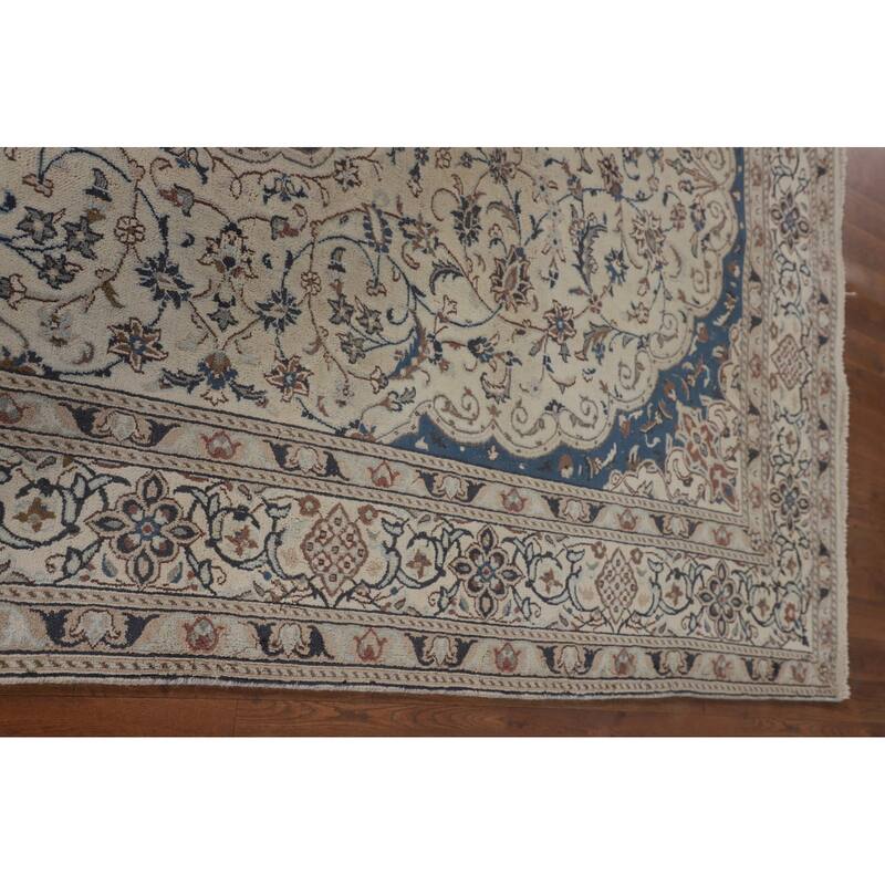 Traditional Nain Persian Vintage Rug Handmade Wool Carpet - 6'4"x 9'7"