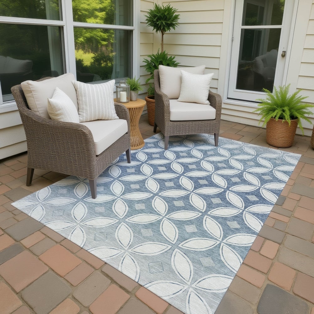 Machine Washable Indoor/ Outdoor Modern Gia Chantille Rug