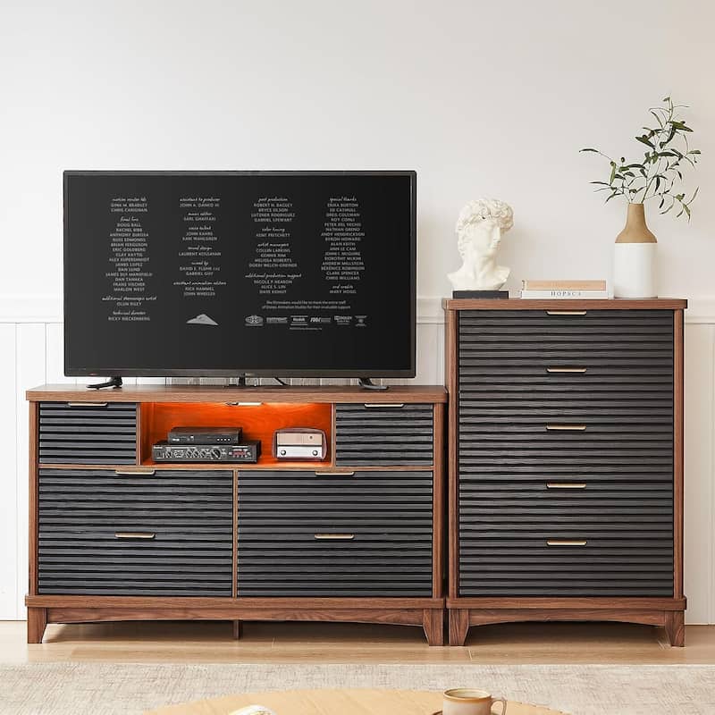 Wooden Drawers Dresser with Charging Station Dresser for Bedroom Chest of Drawers