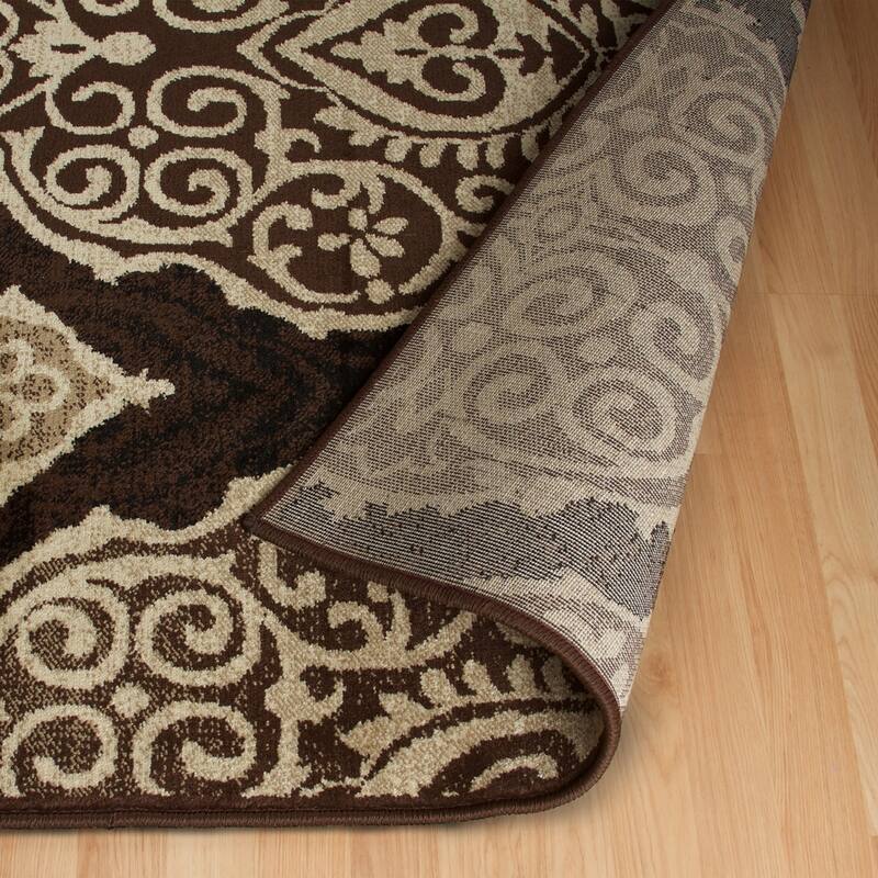 Superior Amherst Traditional Oriental Medallion Area Rug Collection