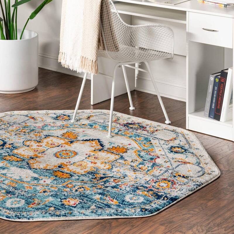 Transitional Anavine Collection Area Rug