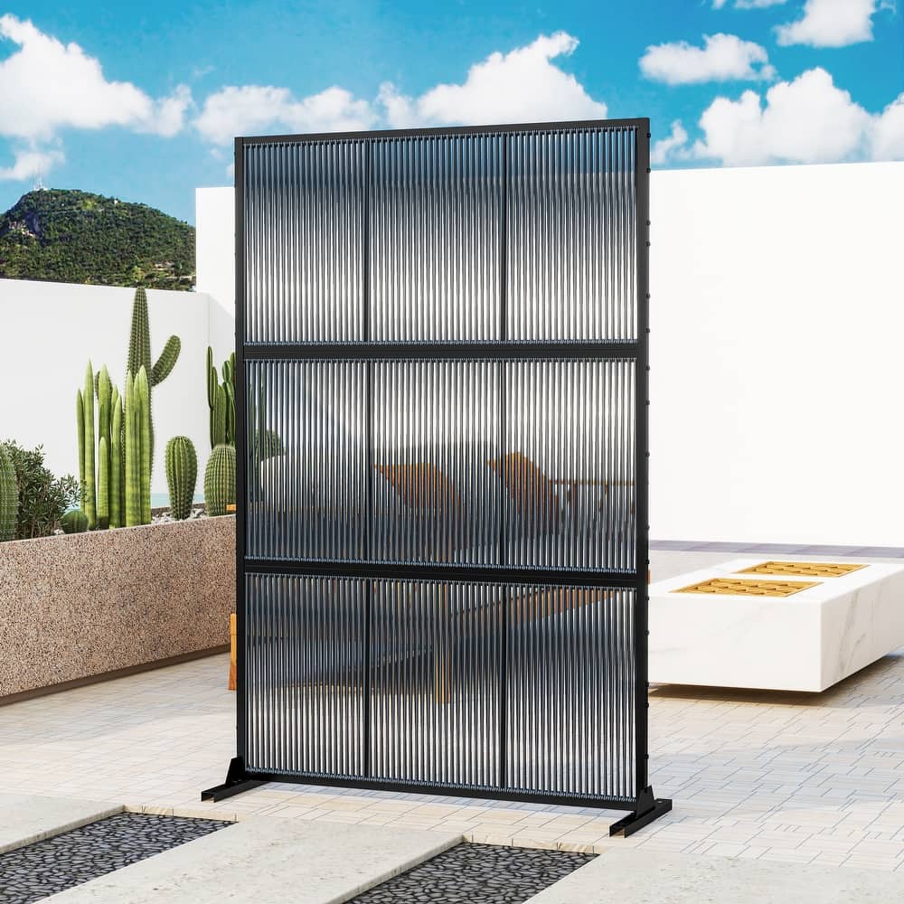 Outdoor Free Standing Metal Privacy Screen