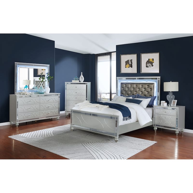 Gunnison Bedroom Set with LED Lighting Silver Metallic - Eastern King - 5 Piece