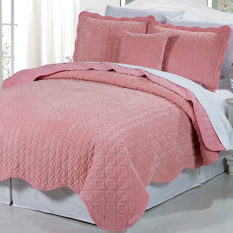 Serenta Diamond Flannel Quilted 4-piece Coverlet Set