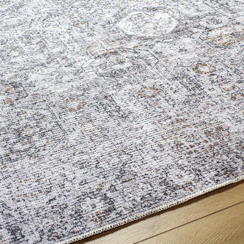 Livabliss Traditional Vinny Diamond Washable Area Rug