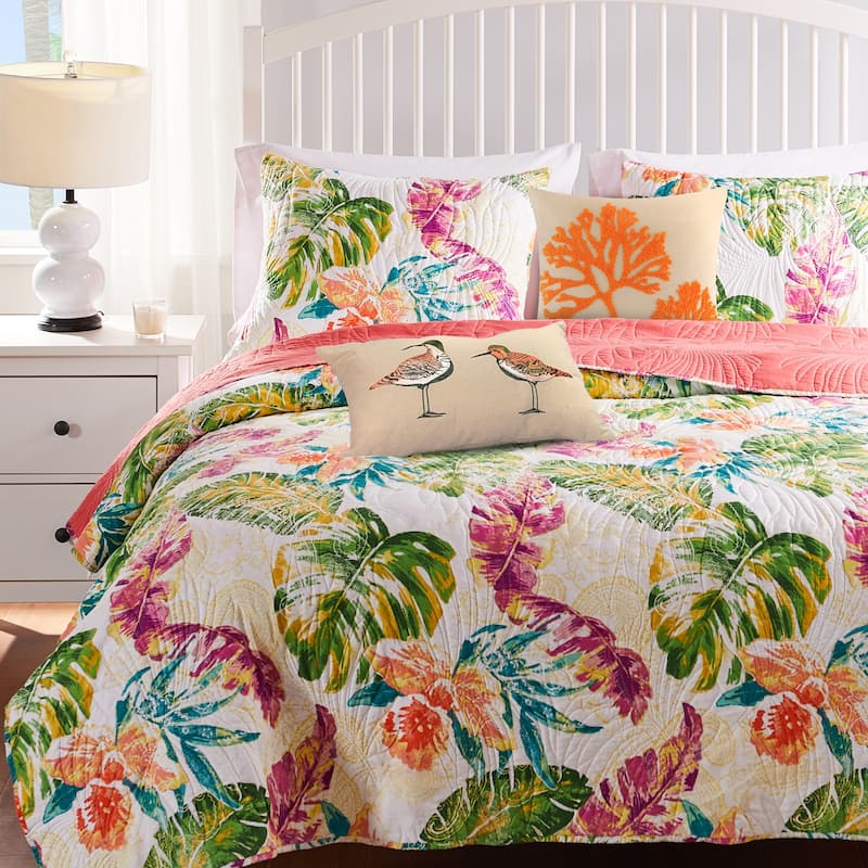 Greenland Home Fashions Tropics Finely Stitched Palm Leaf Reversible Quilt Set