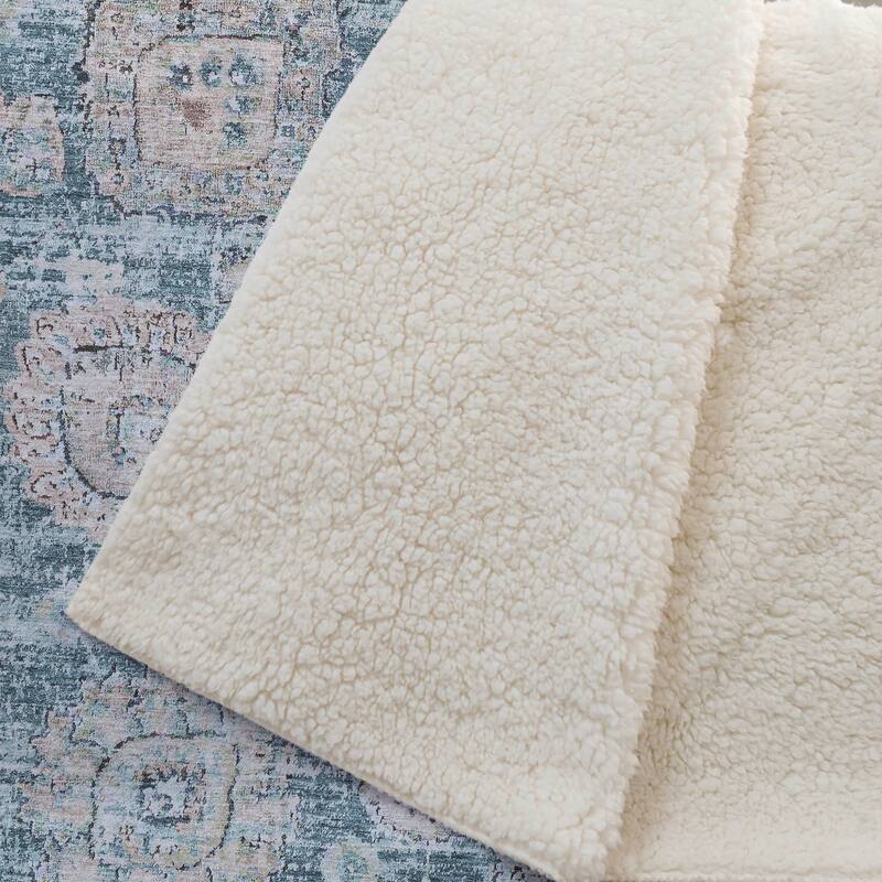 Premium Machine Washable Vintage Persian Sherpa Throw Blanket