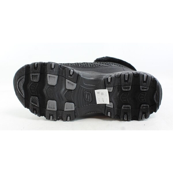 womens black skechers size 7