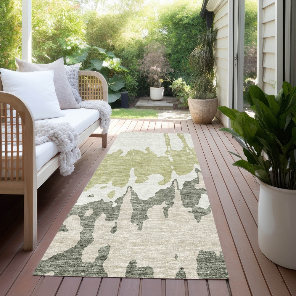 Machine Washable Indoor/ Outdoor Modern Abstract Chantille Rug