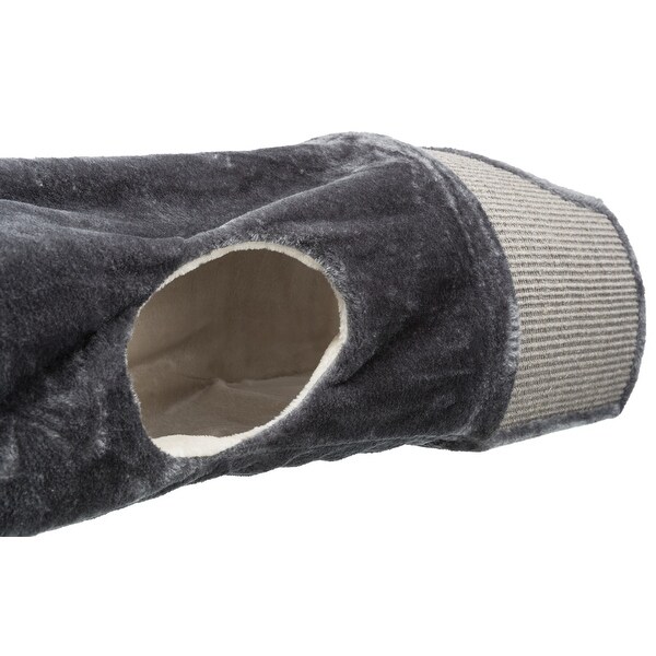 trixie scratching tunnel