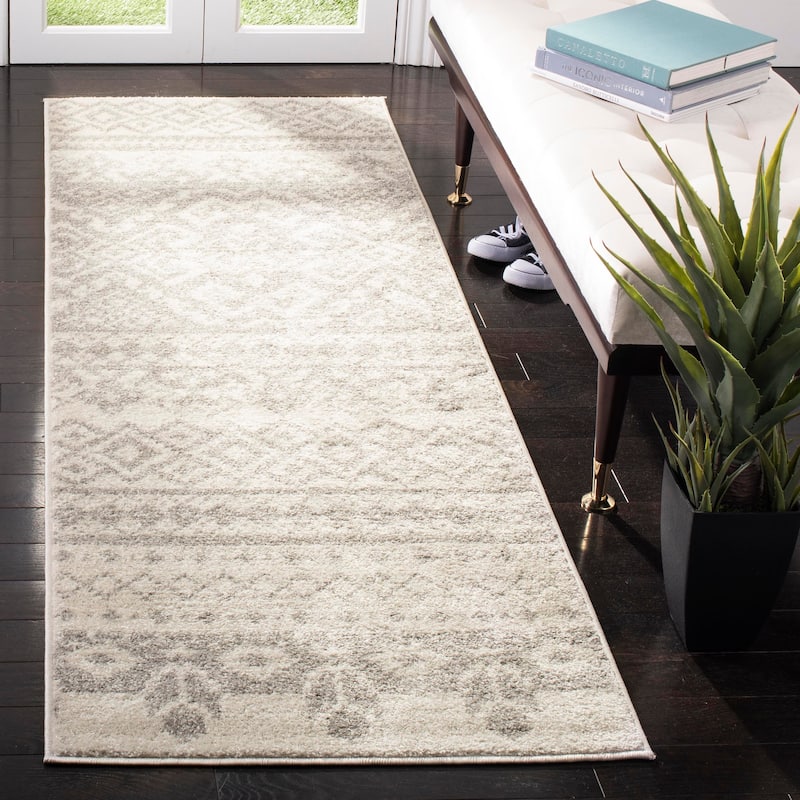 SAFAVIEH Adirondack Barlina Rustic Boho Rug - 2'6" x 20' Runner - Ivory/Silver