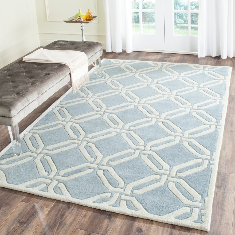 SAFAVIEH Handmade Chatham Jablenka Modern Wool Rug